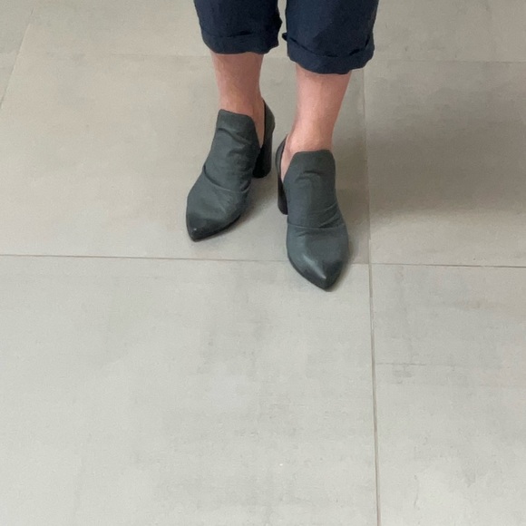 Bueno soft genuine leather ankle shoes size 38, US7.5 - Picture 12 of 14